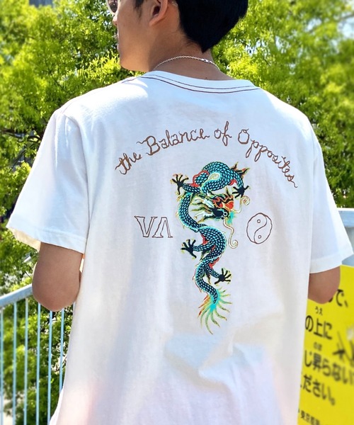 RVCA（ルーカ）の「RVCA/ルーカ ドラゴン オーバーサイズ バックプリントTシャツ/半袖Tシャツ BD041-280（Tシャツ/カットソー・メンズ・ブラック/ホワイト・M/XL/L/S）」の13枚目の写真