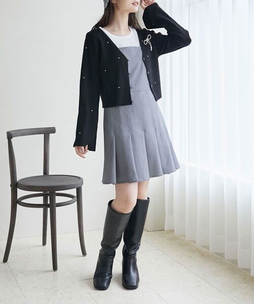 MAJESTIC LEGON(マジェスティックレゴン)の「プリーツミニキャミワンピース(ワンピース・レディース・グレー/ベージュ/ブラック・MEDIUM)」の22枚目の写真
