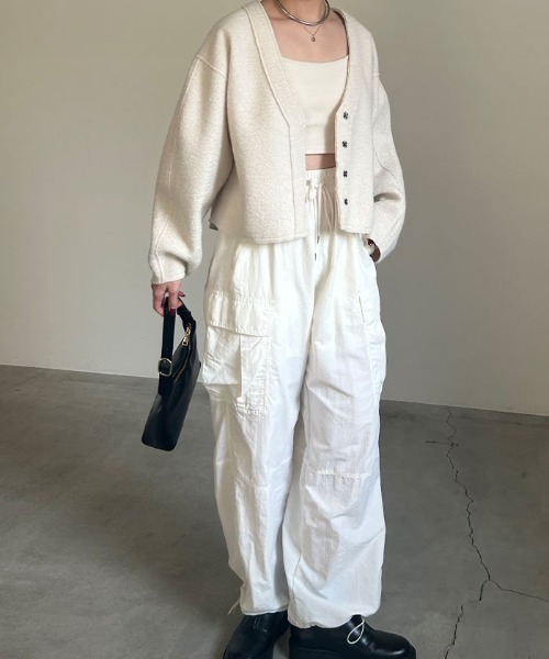 select MOCA（セレクトモカ）の「ブークレーVネックショートカーディガン（カーディガン/ボレロ・レディース・アイボリー/ブラック/スモークピンク/ライトベージュ/チャコール/モカ・FREE/LARGE）」の18枚目の写真