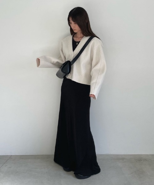 select MOCA（セレクトモカ）の「ブークレーVネックショートカーディガン（カーディガン/ボレロ・レディース・アイボリー/ブラック/スモークピンク/ライトベージュ/チャコール/モカ・FREE/LARGE）」の21枚目の写真