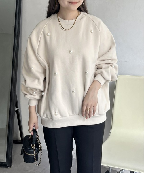 prose verse（プロズヴェール）の「パール付き裏起毛ラグランスウェット（スウェット・レディース・アイボリー/ブラック/グレー・MEDIUM）」の4枚目の写真