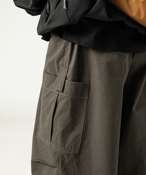 aimoha（アイモハ）の「aimoha outdoorワイドスラックスオーバーサイズカーゴパンツ（カーゴパンツ・レディース・ブラウン/ブラック・MEDIUM/LARGE/X-LARGE）」の11枚目の写真