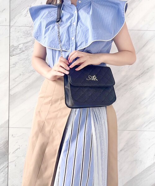 Ober Tashe（オーバータッシェ）の「ロゴ キルトショルダーバッグ（ショルダーバッグ・レディース・グレー/ブラック系8/ブルー系その他/ピンク系/ブラック・FREE）」の6枚目の写真