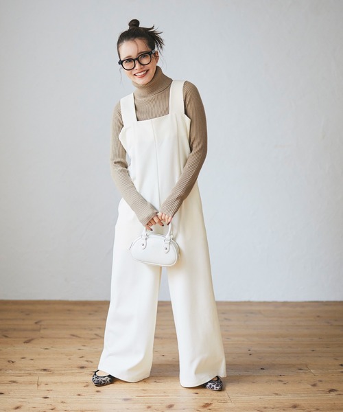 coca（coca）（コカ）の「裏起毛カットカルゼタックサロペット（サロペット/オーバーオール・レディース・アイボリー/ブラック・M/L）」の9枚目の写真