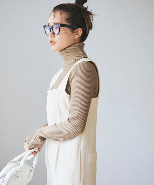 coca（coca）（コカ）の「裏起毛カットカルゼタックサロペット（サロペット/オーバーオール・レディース・アイボリー/ブラック・M/L）」の8枚目の写真