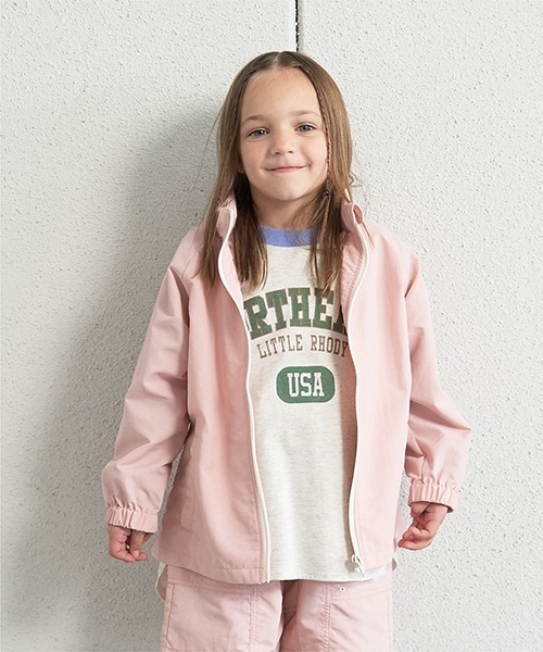 b・ROOM（ビールーム）の「【撥水加工】エブリデイマウンテンパーカ（収納袋付き）（ブルゾン・キッズ・プラム/ラベンダー/ベージュ/グリーン/チャコール/ピンク/ライム/キャメル/ターコイズブルー/ライトブルー・100cm/110cm/130cm/140cm/120cm）」の10枚目の写真