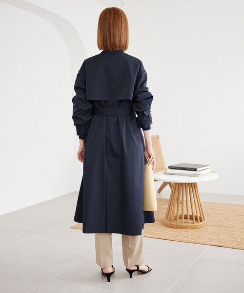 SLOBE IENA（スローブイエナ）の「コットンライクウォッシャブルトレンチコート（トレンチコート・レディース・ネイビー/ベージュ・38/36）」の10枚目の写真