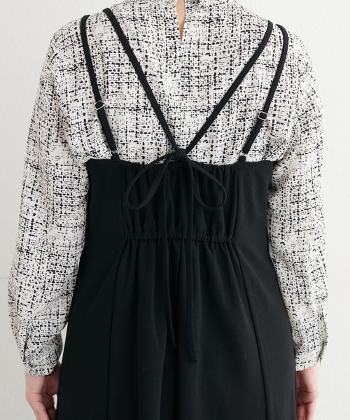 natural couture(ナチュラルクチュール)の「再販/カットジョーゼットキャミワンピース(ワンピース・レディース・ブラック/グレー/グレイッシュベージュ/オフホワイト/ドット/モカ・FREE)」の13枚目の写真