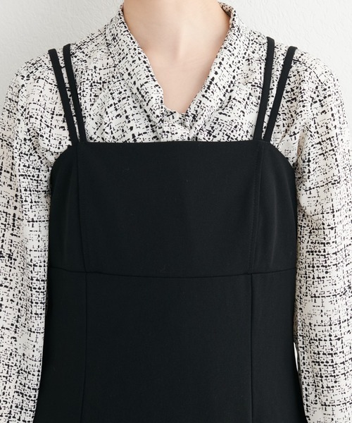 natural couture(ナチュラルクチュール)の「再販/カットジョーゼットキャミワンピース(ワンピース・レディース・ブラック/グレー/グレイッシュベージュ/オフホワイト/ドット/モカ・FREE)」の19枚目の写真