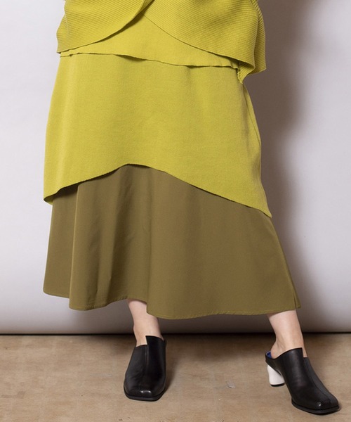 OSMOSIS（オズモーシス）の「レイヤードフレアーヘムニットスカート（スカート・レディース・ベージュ/ブラック/ライトグリーン・ONE SIZE）」の3枚目の写真