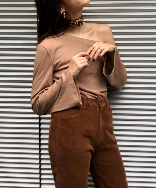 CIEL'AIR（シエルエアー）の「One Shoulder Tops（Tシャツ/カットソー・レディース・ブルー/レッド/ブラウン・FREE）」の5枚目の写真