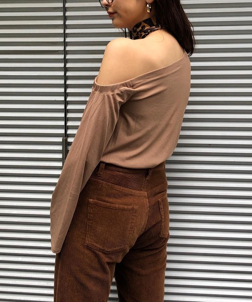 CIEL'AIR（シエルエアー）の「One Shoulder Tops（Tシャツ/カットソー・レディース・ブルー/レッド/ブラウン・FREE）」の7枚目の写真