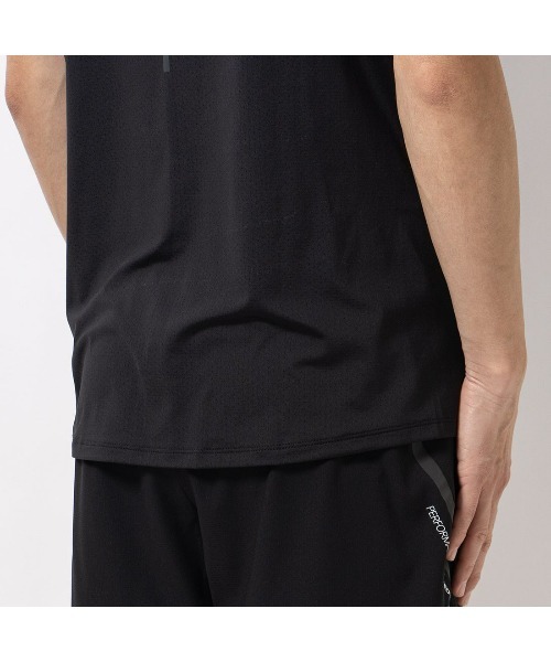 Reebok(リーボック)の「サーティファイド アスリート Tシャツ / CERTIFIED ATHLETE+ TEE(Tシャツ/カットソー・メンズ・ブラック・LARGE/MEDIUM/SMALL/XX-LARGE/X-LARGE)」の3枚目の写真