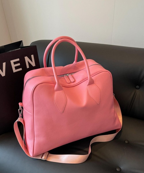 LA VORAGINE（ラ ヴォラジネ）の「大容量ボストンバッグ レザータッチビッグサイズ トラベルバッグ ショルダーバッグ（ボストンバッグ・レディース・ブラック/アイボリー/ピンク・FREE）」の6枚目の写真