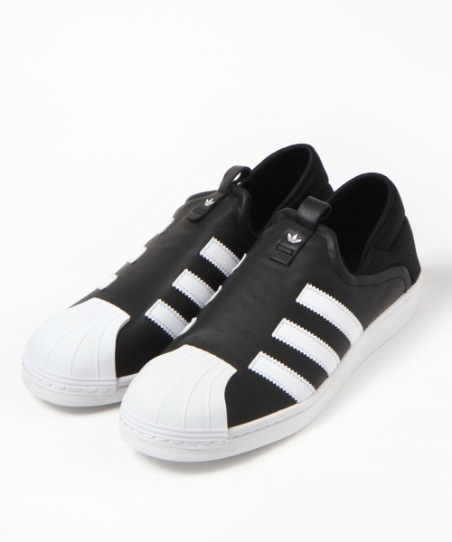 adidas（アディダス）の「【adidas(アディダス)】SSTスリッポン（WOMEN）（スリッポン・レディース・ブラック/ホワイト・LARGE/MEDIUM）」の2枚目の写真