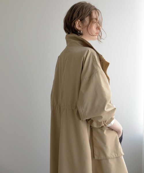 MIELI INVARIANT(ミエリインヴァリアント)の「Venetian Mods Light Coat(その他アウター・レディース・ベージュ/アイボリー/ブラック・FREE)」の21枚目の写真