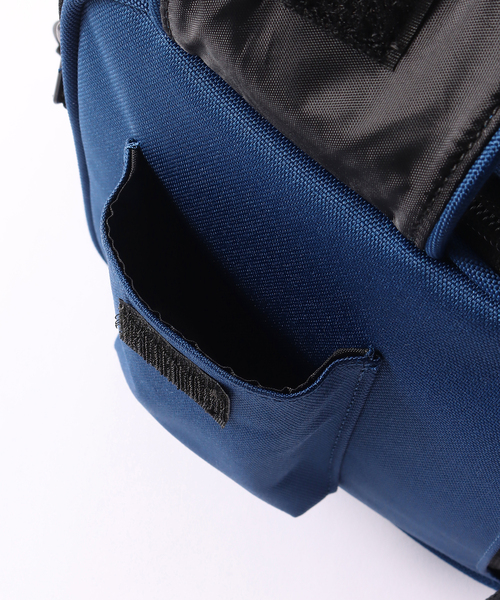 Carhartt WIP(カーハートダブリューアイピー)の「CARHARTT WIP ESSENTIALS BAG SMALL 1031470(ショルダーバッグ・メンズ・ブラック/モカ/ダークブルー・FREE)」の15枚目の写真