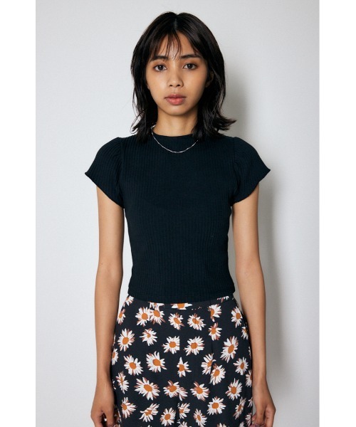 MOUSSY（マウジー）の「バックレースアップパフTシャツ（Tシャツ/カットソー・レディース・ブラック/レッド/ベージュ・FREE）」の5枚目の写真