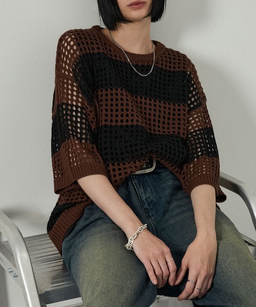 Alfred Alex(アルフレッドアレックス)の「【Alfred Alex】Border Mesh Oversized Knit/ボーダーシアーメッシュオーバーサイズニット(Tシャツ/カットソー・メンズ・ワイン/ライトグレー/チャコール/ネイビー/ブラック/サックスブルー/パープル/ブラウン・L/M)」の18枚目の写真