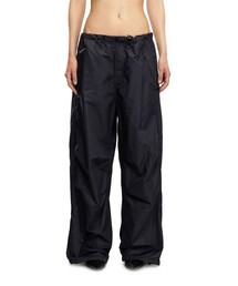 新品　diesel ディーゼル　P-Diamanda 38 パラシュートパンツ DIESEL（ディーゼル）の「レディース カーゴパンツ P-DIAMANDA