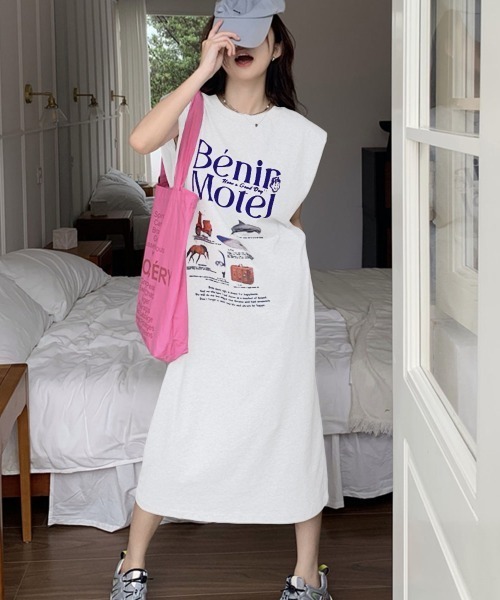 PRIVATE BEACH(プライベートビーチ)の「ロゴプリントフレンチスリーブTシャツワンピース(ワンピース・レディース・ライトグレー/ホワイト・LL/M/L)」の4枚目の写真