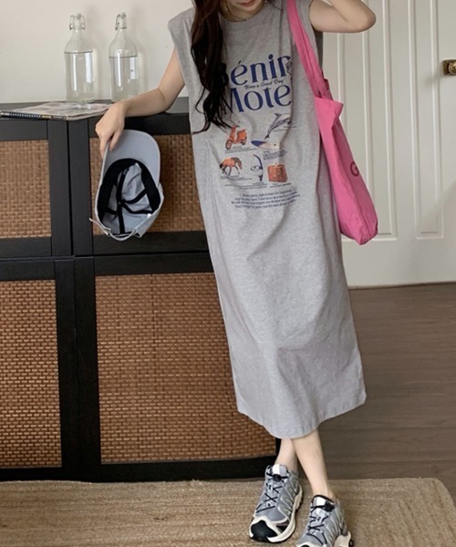 PRIVATE BEACH(プライベートビーチ)の「ロゴプリントフレンチスリーブTシャツワンピース(ワンピース・レディース・ライトグレー/ホワイト・LL/M/L)」の13枚目の写真