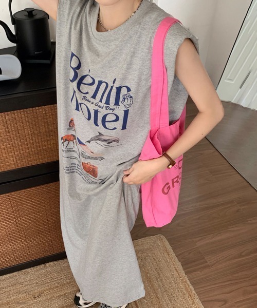 PRIVATE BEACH(プライベートビーチ)の「ロゴプリントフレンチスリーブTシャツワンピース(ワンピース・レディース・ライトグレー/ホワイト・LL/M/L)」の17枚目の写真