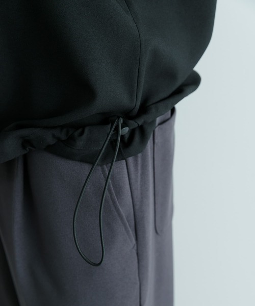 ITEMS URBANRESEARCH（アイテムズ アーバンリサーチ）の「『セットアップ対応』吸水速乾 ストレッチトロ布帛 Tシャツ（Tシャツ/カットソー・メンズ・イエロー/グレー/ライトベージュ/ブラック・MEDIUM/LARGE）」の20枚目の写真