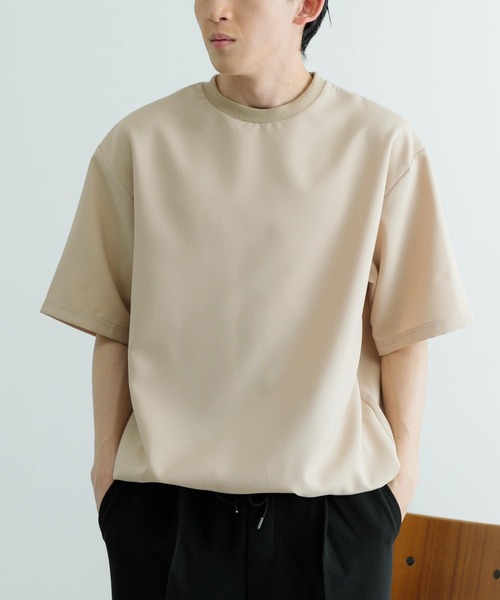 ITEMS URBANRESEARCH（アイテムズ アーバンリサーチ）の「『セットアップ対応』吸水速乾 ストレッチトロ布帛 Tシャツ（Tシャツ/カットソー・メンズ・イエロー/グレー/ライトベージュ/ブラック・MEDIUM/LARGE）」の7枚目の写真