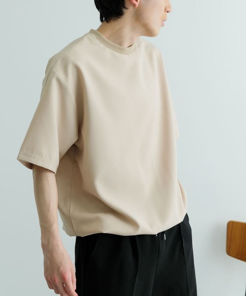 ITEMS URBANRESEARCH（アイテムズ アーバンリサーチ）の「『セットアップ対応』吸水速乾 ストレッチトロ布帛 Tシャツ（Tシャツ/カットソー・メンズ・イエロー/グレー/ライトベージュ/ブラック・MEDIUM/LARGE）」の8枚目の写真