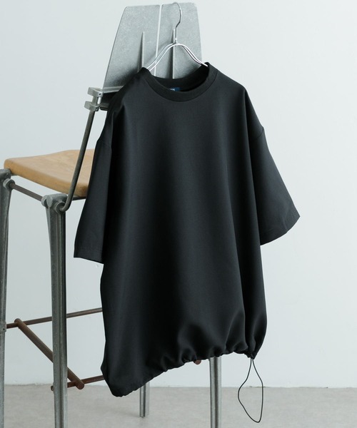 ITEMS URBANRESEARCH（アイテムズ アーバンリサーチ）の「『セットアップ対応』吸水速乾 ストレッチトロ布帛 Tシャツ（Tシャツ/カットソー・メンズ・イエロー/グレー/ライトベージュ/ブラック・MEDIUM/LARGE）」の5枚目の写真