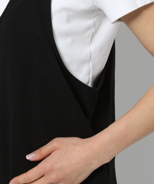 LOWRYS FARM（ローリーズファーム）の「フリルサロペット 113026（サロペット/オーバーオール・レディース・ブラック/ブルー/ブラウン・FREE）」の14枚目の写真