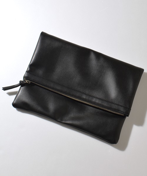 SHIPS JET BLUE(シップスジェットブルー)の「SHIPS JET BLUE(シップス ジェットブルー): フェイクレザー クラッチバッグ(クラッチバッグ・メンズ・ブラック/ブラック×ブラック・ONE SIZE)」の2枚目の写真
