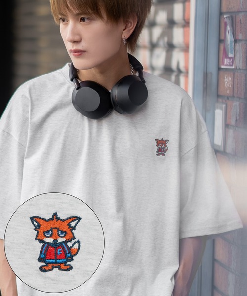 SIDEWAY STANCE(サイドウェイスタンス)の「【SIDEWAY STANCE】オリジナル ワンポイント刺繍 半袖Tシャツ(Tシャツ/カットソー・メンズ・カーキ/ブラック/ホワイト系/ホワイト系1/ホワイト系2/グレー系2/グレー系3/パープル系3/レッド系/グレー/ホワイト系3/ブラック系2/グレー系/パープル系2/ブラック系/ブルー系1/ホワイト/ブラック系1/ブラック系3/グレー系1/ブラック系4/グレー系4/ブラック系6/パープル系6/ホワイト系4/カーキ系5/ホワイト系6/グレー系6/ブラック系5/グレー系5/ホワイト系5/レッド系4/アイボリー/アイボリー系1・MEDIUM/SMALL/LARGE/X-LARGE)」の22枚目の写真