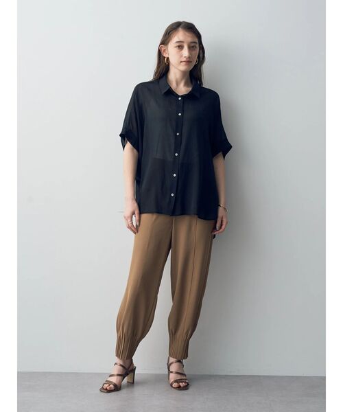 YECCA VECCA（イェッカヴェッカ）の「裾ピンタックジョガーパンツ（その他パンツ・レディース・ブラック/ベージュ/グレイッシュベージュ・S/M）」の10枚目の写真