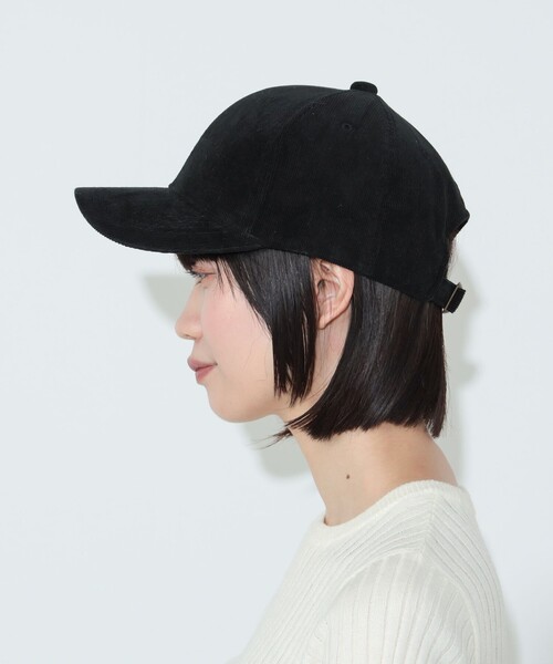 BEAMS HEART(ビームスハート)の「【4色展開】ハンドサイン 細コーデュロイ キャップ(キャップ・レディース・グレー/オフホワイト/ベージュ/ブラック/ブラウン/グリーン・FREE)」の11枚目の写真