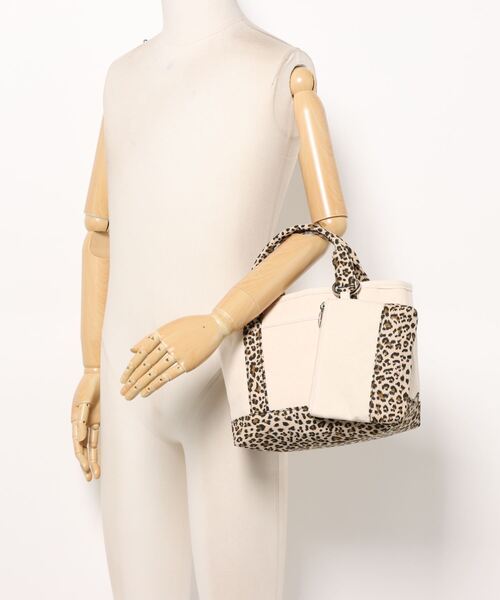 Q(キュー)の「キャンバスミニトート(トートバッグ・レディース・ライトグリーン/レオパード/ベージュ・ONE SIZE)」の10枚目の写真