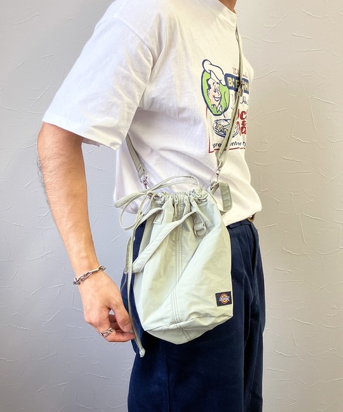 Dickies（ディッキーズ）の「【Dickies】WORKERS NYLON DS SHOULDER BAG/ディッキーズ ナイロン ワーカーズ ショルダー 巾着（ショルダーバッグ・メンズ・ブラック/ライトベージュ/カーキ・FREE）」の13枚目の写真