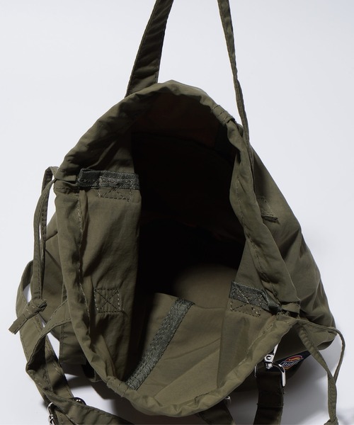Dickies（ディッキーズ）の「【Dickies】WORKERS NYLON DS SHOULDER BAG/ディッキーズ ナイロン ワーカーズ ショルダー 巾着（ショルダーバッグ・メンズ・ブラック/ライトベージュ/カーキ・FREE）」の18枚目の写真