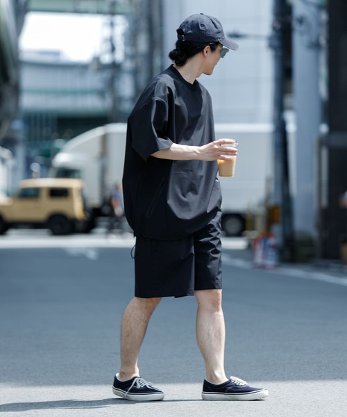 URBAN RESEARCH（アーバンリサーチ）の「『撥水/防水』Sympatex別注ShortPants（その他パンツ・メンズ・チャコールグレー/ブラック・MEDIUM/LARGE）」の5枚目の写真