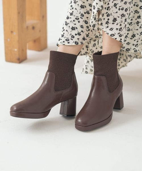 mysty woman（ミスティウーマン）の「ニットストームショートブーツ　143358（ブーツ・レディース・ブラック/ブラック系その他/アイボリー/ブラウン・LARGE/MEDIUM）」の4枚目の写真