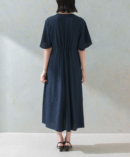 URBAN RESEARCH ROSSO WOMEN（アーバンリサーチ　ロッソ）の「ハーフスリーブジャガードワンピース（ワンピース・レディース・ネイビー/オレンジ系その他・FREE）」の8枚目の写真