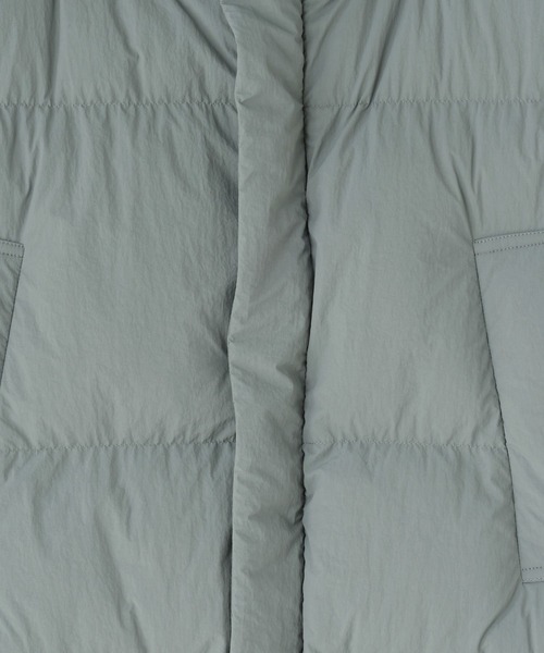 LOWRYS FARM（ローリーズファーム）の「エアサーマルスタンドベスト 116561（ダウンベスト・メンズ・ブルー/ブラック・FREE）」の22枚目の写真