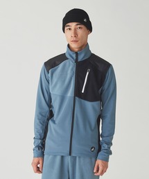 Snow Peak（スノーピーク）の「MofM Hybrid Fleece Jacket（スウェット）」