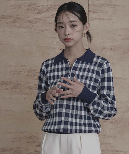 miette(ミエット)の「チェック柄フロントジップポロニット(ニット/セーター・レディース・ホワイト/レッド/ネイビー・FREE)」の13枚目の写真
