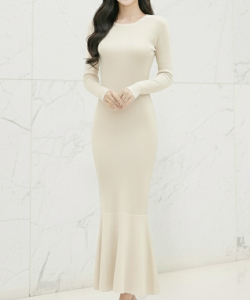 Julia Boutique（ジュリアブティック）の「美ライン ロングニットマーメイドワンピース（ワンピース・レディース・バーガンディー/ピンク/アイボリー/ブラック/グレー/ミント/イエロー/チャコール/ベージュ/ネイビー・ONE）」の2枚目の写真