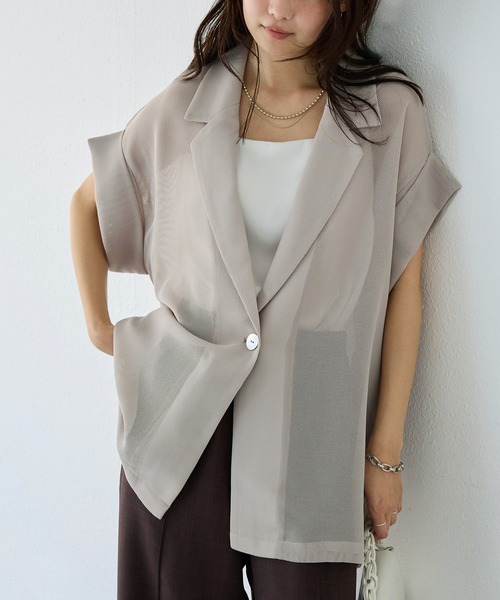新品 完売色 LOUNGEDRESS メッシュハーフスリーブジャケット ベージュ Loungedress ベスト ジレ メッシュハーフスリーブジャケット