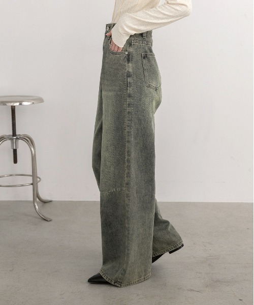 ad thie(アドティエ)の「ニータック ルーズフィットデニム(デニムパンツ・レディース・ブルー/ライトブルー・SMALL/MEDIUM)」の15枚目の写真