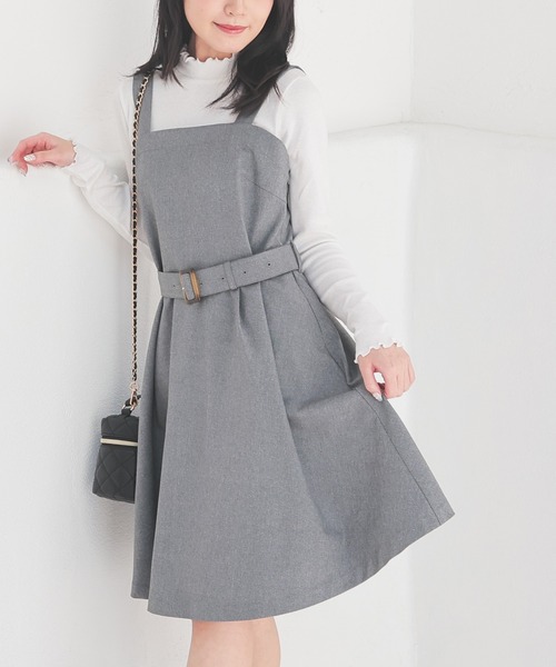 Honeys(ハニーズ)の「ベルト付ミニジャンスカ(ジャンパースカート・レディース・ベージュ/ミント/杢グレー/ブラック・L/M/S/SS)」の3枚目の写真