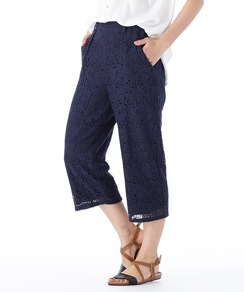 IEDIT(イディット)の「【股下丈が選べる】ララ・ステラ パンツスタイルをフェミニンにする レースガウチョパンツ (その他パンツ・レディース・ワインレッド/ブラック/ネイビー・3/1/4/10/2/9/5/7/8/6)」の4枚目の写真